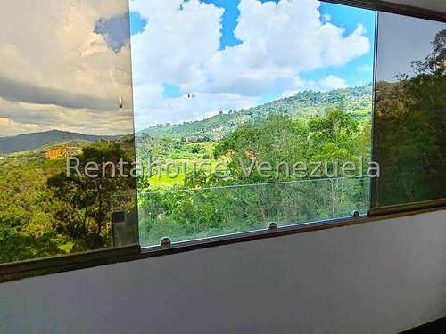 Recien Remodelado Con Espectacular Vista Panoramica. Todo A Estrenar. Tanque De Agua Auxiliar.calle Privada De Pocos Edificios. Está En Los Naranjos Del Cafetal