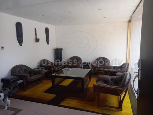 Amplia Casa En Colon De Echegaray Naucalpan