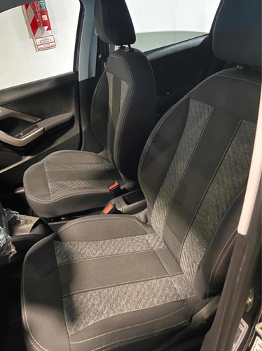 Peugeot 208 1.6 Allure Nav Tiptronic 2017