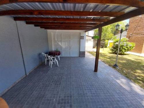 Casa Con Lote En Santa Teresita Barrio Residencial