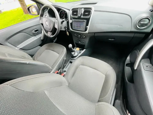 Renault Logan 1.6 Expression