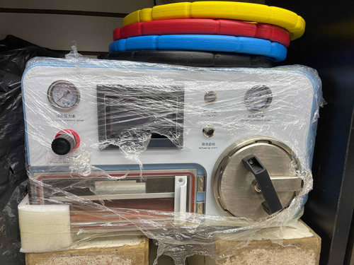 Imagem 1 de 2 de Máquina Laminadora E Tira Bolha Vidro Celular
