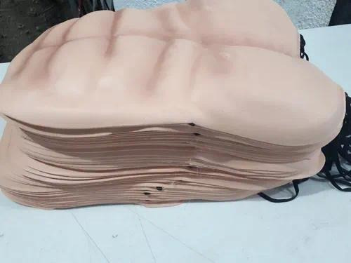 Simulación De Músculos Abdominales Falsos Del Pecho