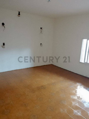 Ph 4 Ambientes Con Patio Y Garage