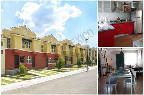 Casas En Venta En Queretaro A Pocos Minutos De Parque Industrial Bernardo Quintana