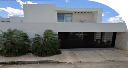 Casa En Remate Cerca De Plaza City Center En Montebello Mérida Yucatán