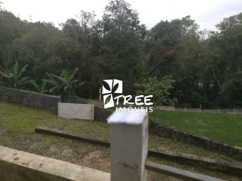 Imagem 8 de 23 de Venda- Chacara-aruja- Excelente Imóvel Com Aproximadamente A/t 3.750m², Distribuídos Em 3 Casas, Casa 1 Tem 2 Dormitórios, Sala, Cozinha, Wc(baixo - Ch00073 - 33146802