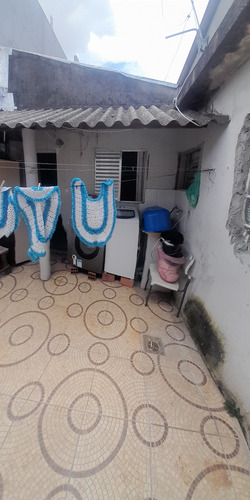 Vende .se Casa Trez Cômodo Próximo Estação Aracare Ita