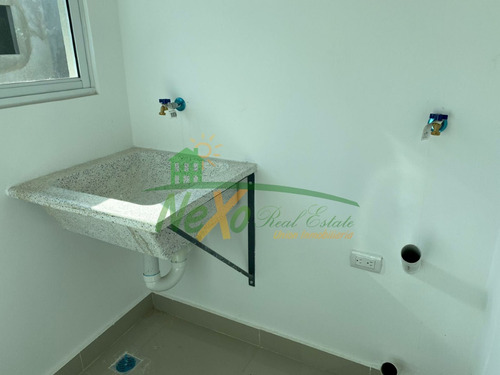 Apartamento 3er Nivel En Residencial Con Piscina, Santiago