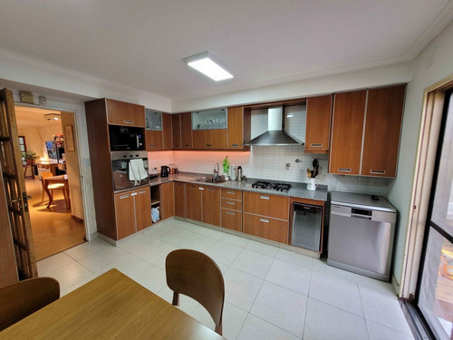 Imagen 5 de 21 de Triplex De Categoria Con Cochera En Venta, Boedo!