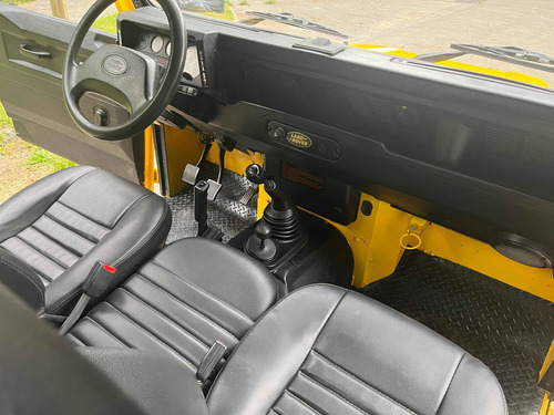Imagen 13 de 25 de Land Rover Defender 1997 2.5 90 Sport