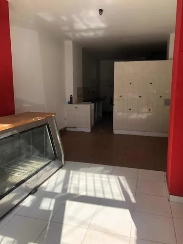 Imagen 3 de 12 de Local Con Vivienda En Venta En San Bernardo