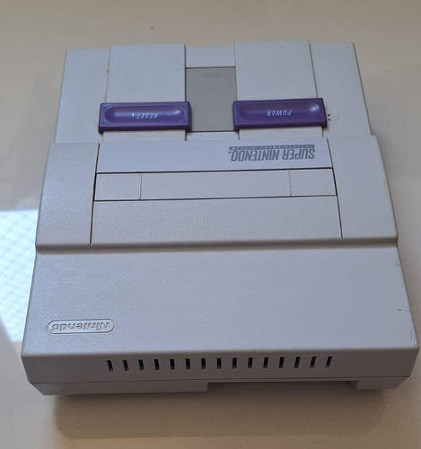 Super Nintendo Completo Snes Fat Fonte E 2 Jogos Cinza (Usado)
