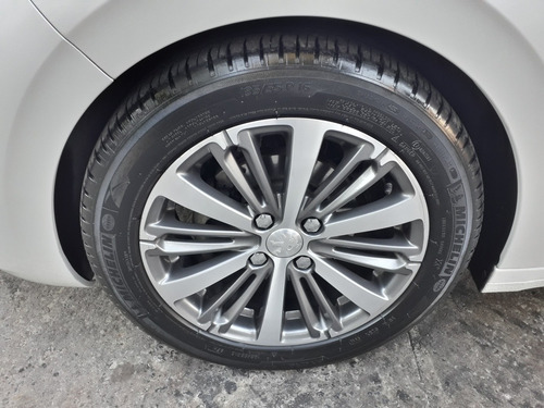 Peugeot 208 1.6 Feline 2019