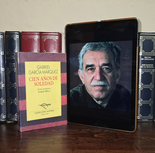 Cien Años De Soledad - García Márquez / Espasa Calpe +sorpre