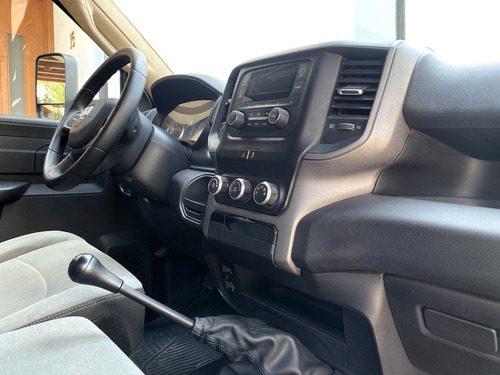 RAM 4000 5.7 Chasis Cabina Pl 4x2 Mt