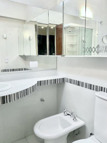 Ayacucho Al 2000. Zona Hotel Alvear, 4 Ambientes, Gran Recepción, Suite, Cochera, Recoleta