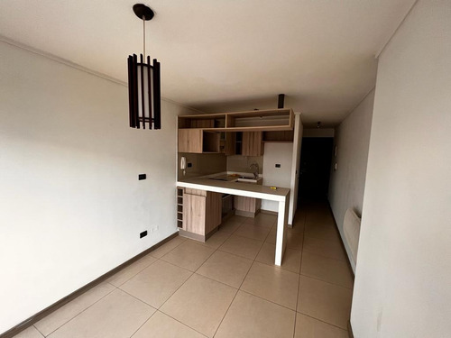 Departamento En Venta, Metro Irarrázaval A Una Cuadra