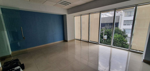 Oficina 224m2 En Anzures Acondicionada Y Lista Con Areas Abiertas Y Privados