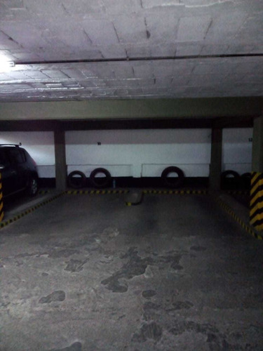 Imagen 2 de 3 de Cocheras Zona Tribunales - Centro
