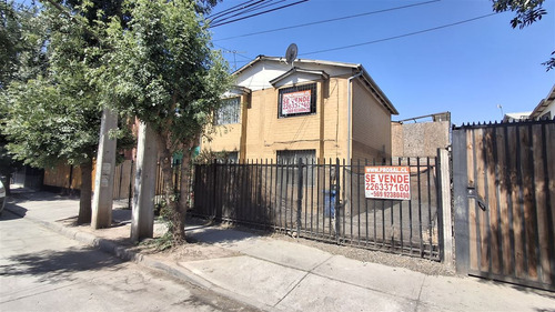 Casa En Venta De 3 Dorm. En Quilicura