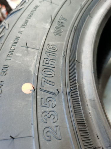 Llanta 235/70 R16 Winrun Maxclaw A/t 106 T.