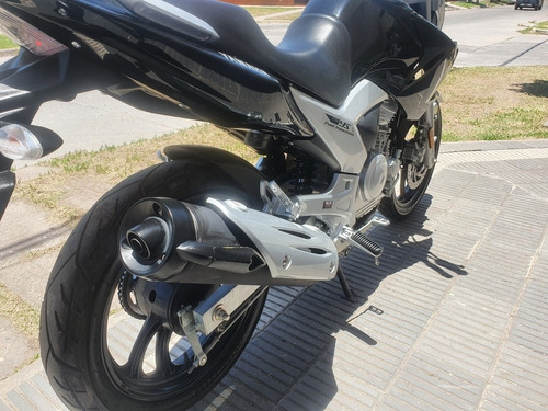 Yamaha Fazer 250
