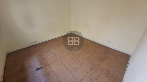 Casa En Lote Propio Con Patio Y Terraza