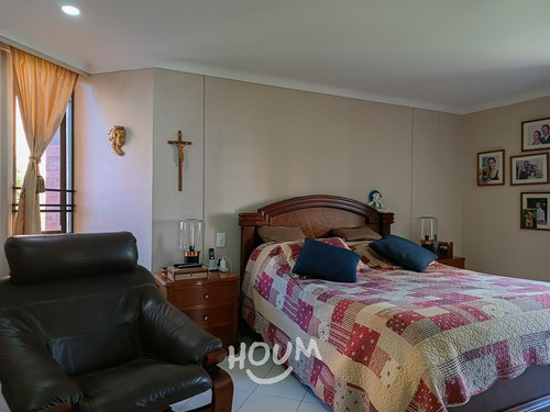 Imagen 11 de 25 de Apartamento En El Poblado. 4 Habitaciones, 168 M²