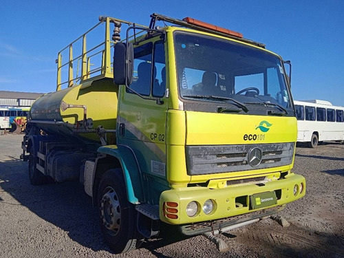 Imagem 3 de 7 de Mercedes Benz 1719 Atron Ano 2014 Tanque Pipa