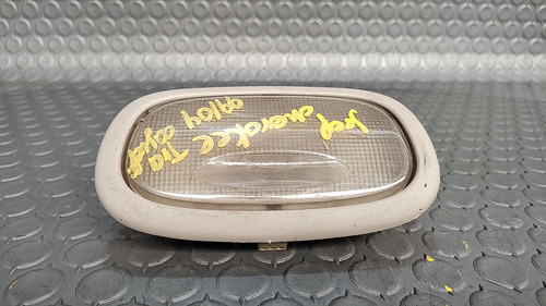 Luz Interior Trasera/cajuela Jeep Cherokee Laredo 99/04 (Usado)