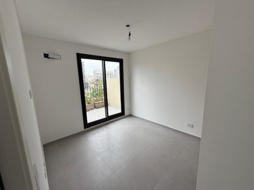 Departamento En Venta De 2 Ambientes Con Terraza Propia A Estrenar