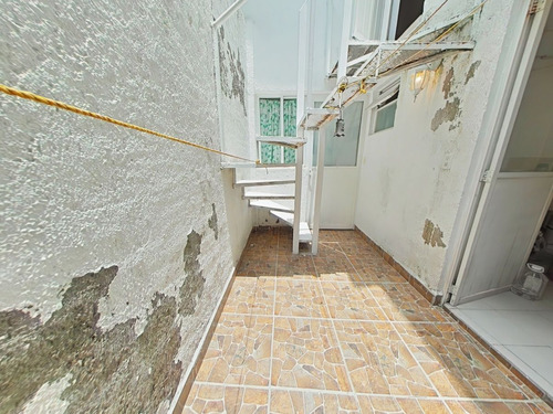 Casa En Condominio En Condominio De 3 Niveles, En La Colonia Contadero