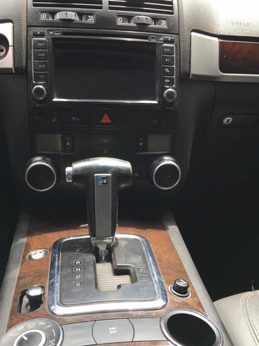 Volkswagen Touareg 2.5 R5 I Premium 2008
