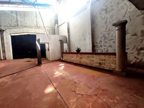 Inmueble En Venta De 1,532m2 Muy Cerca De Zona Esmeralda Y La Salle