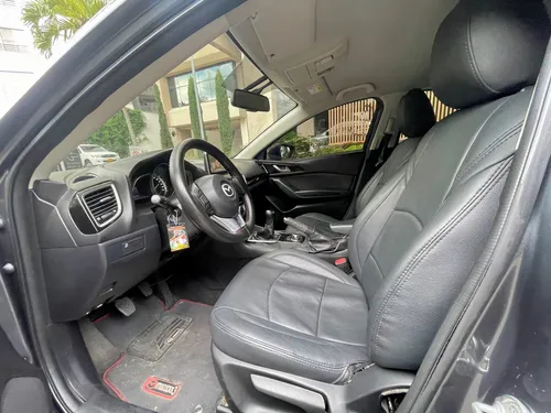 Mazda 3 2.0 Prime