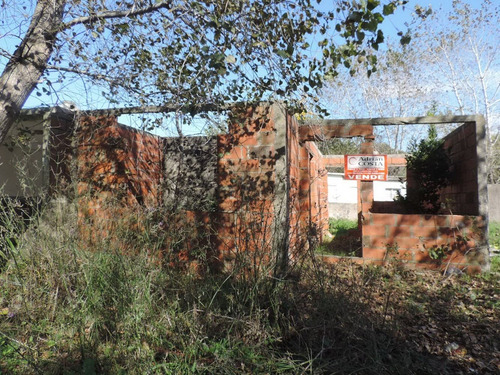 Imagen 2 de 7 de Lote Con Mejoras En Playa Norte San Clemente (cod 884)