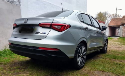 Imagen 4 de 6 de Fiat Cronos 2019 1.8 16v Precision At6 Pack Premium