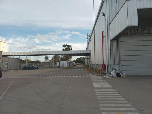 Excelente Deposito En Alquiler En Escobar De 8400 M2 Cub