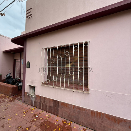 Casa En Venta Sobre Avenida Principal De Saladillo