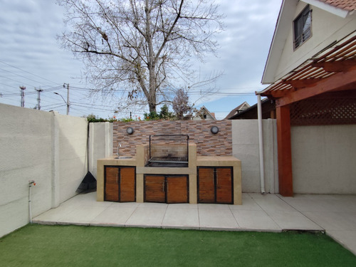 Casa En Venta De 3d 3b En Huechuraba