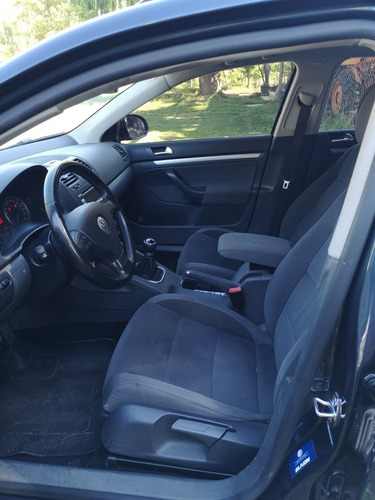 Imagen 10 de 17 de Volkswagen Vento Variant 2009 2.5 Advance 170cv