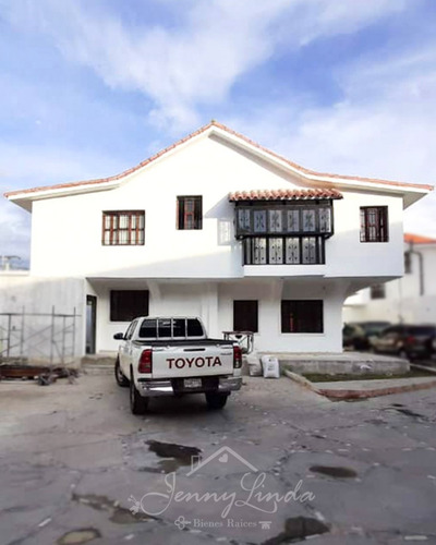 Imagen 1 de 12 de Venta Villa Urb. La Arboleda Maracay Aragua 0414-444.72.13