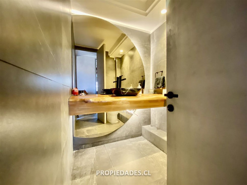 Departamento En Venta De 3 Dorm. En Vitacura