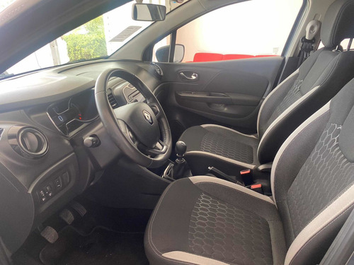 Imagen 5 de 8 de Renault Captur 2018 2.0 Intens Mt