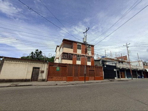 Milagros Inmuebles Edificio Venta Barquisimeto Lara Zona Oeste Economica Residencial Economico Comercial Código Inmobiliaria Rent-a-house 24-16570