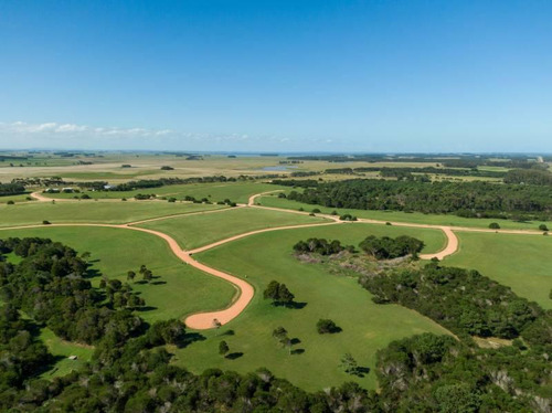 Lote En Las Garzas De 2400 Mt2
