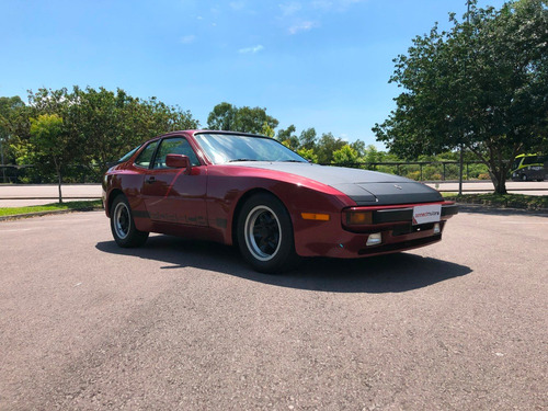 Porsche 944 Coupé - 1983
