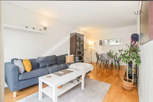 * Departamento 1d 1b Con Terraza, Caminando Comercio, Metro