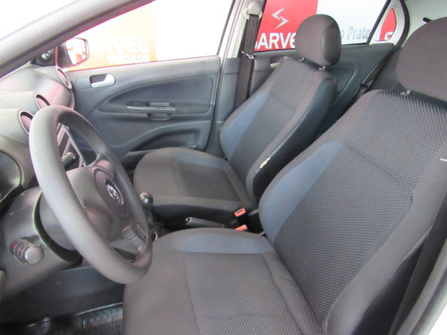 Imagem 6 de 7 de Volkswagen Voyage 1.0 Mi Trendline 8v Flex 4p Manual